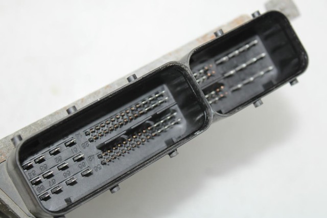 954402DEB1 HYUNDAI купить в Черновцы