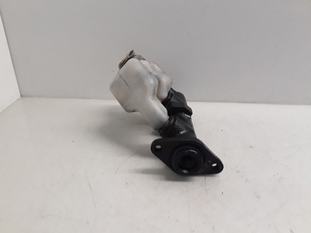 Cilindro mestre do freio 95496631 PEUGEOT