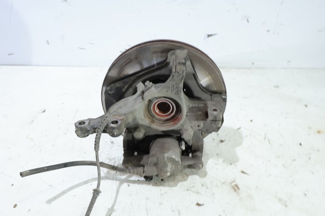 OPEL 95524781 Цапфа передняя правая в наличии Ровно
