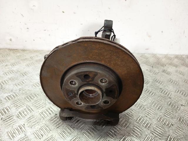OPEL 95524781 Цапфа (поворотный кулак) передний правый в наличии Каменское