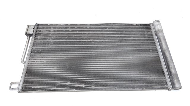 Condensador de ar condicionado / radiador para Opel Corsa D 1.2 (L08, L68) A12XER 95530541