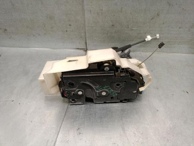 PORSCHE 95553201500 Замок двери задней левой в наличии Львов