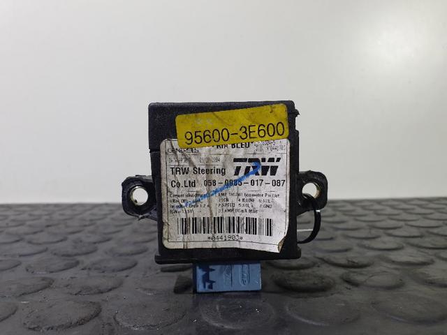 HYUNDAI 956003E600 в наличии Чернигов