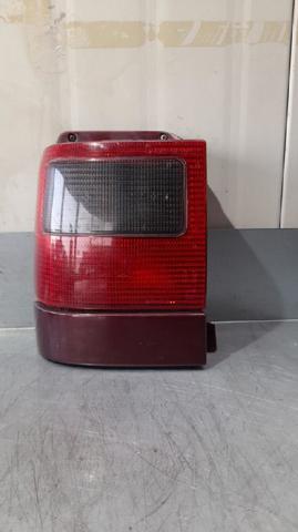 Lanterna traseira esquerda 95656610 Peugeot/Citroen