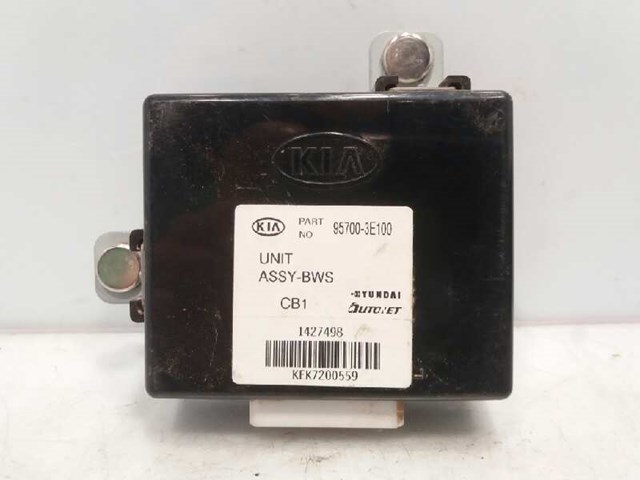 957003E100 Hyundai/Kia