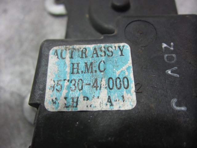 HYUNDAI 957304A000 в наличии Ужгород