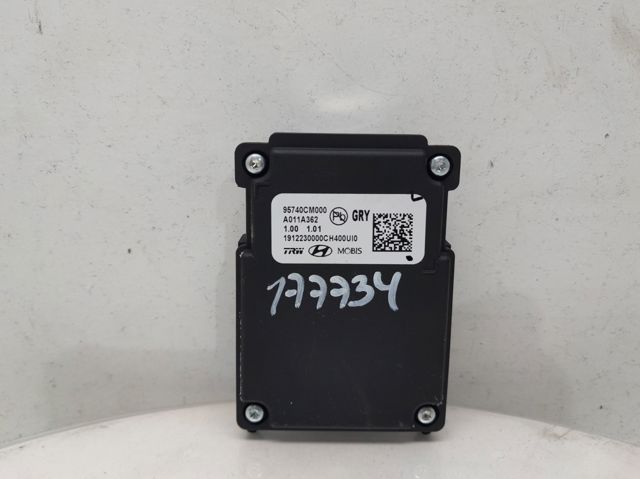 95740CM000 HYUNDAI купить в Ирпень