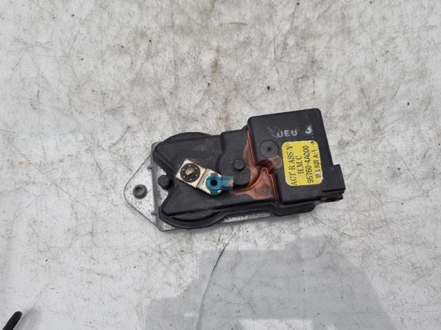 957604A000 HYUNDAI купить в Украина