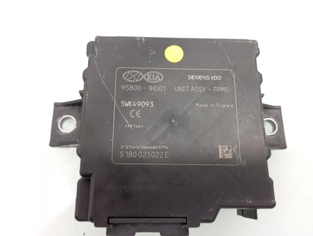 HYUNDAI 958001H001 в наличии Ирпень