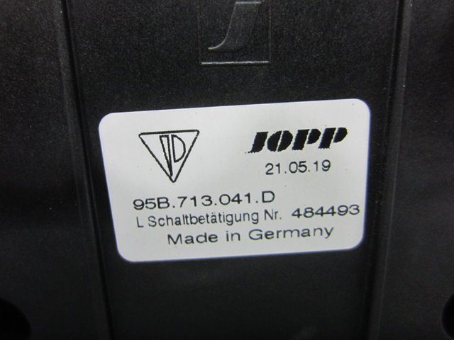 PORSCHE 95B713041D в наличии Тернополь
