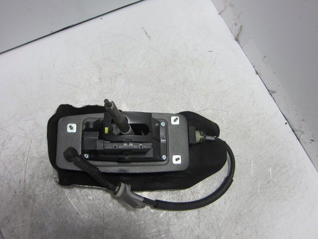 PORSCHE 95B713041D в наличии Кривой Рог