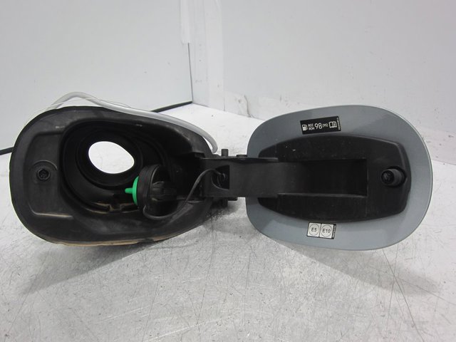 95B809857F PORSCHE Корпус заливной горловины топливного бака купить в Запорожье