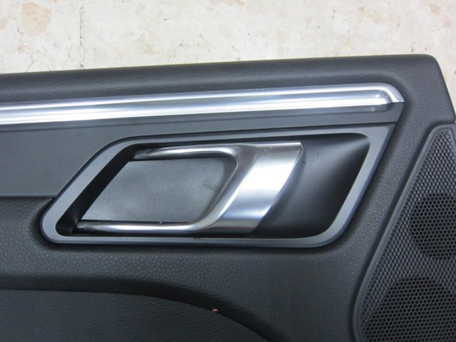 PORSCHE 95B837019 в наличии Львов