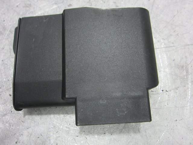 PORSCHE 95B937115A в наличии Запорожье