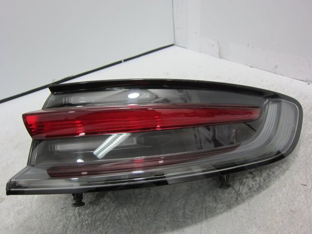 Lanterna traseira direita externa 95B945092L Porsche