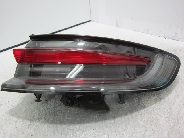 Lanterna traseira direita externa 95B945092L Porsche