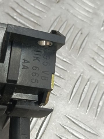 95VB11K665AA FORD Переключатель подрулевой правый купить в Украина