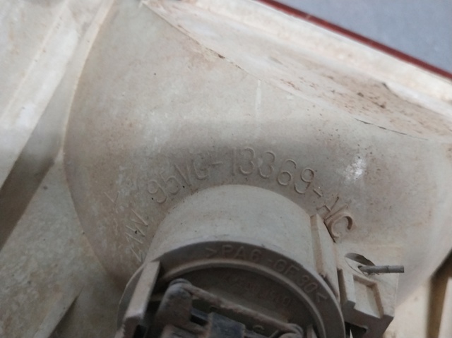 FORD 95VG13369AC Указатель поворота левый в наличии Одесса