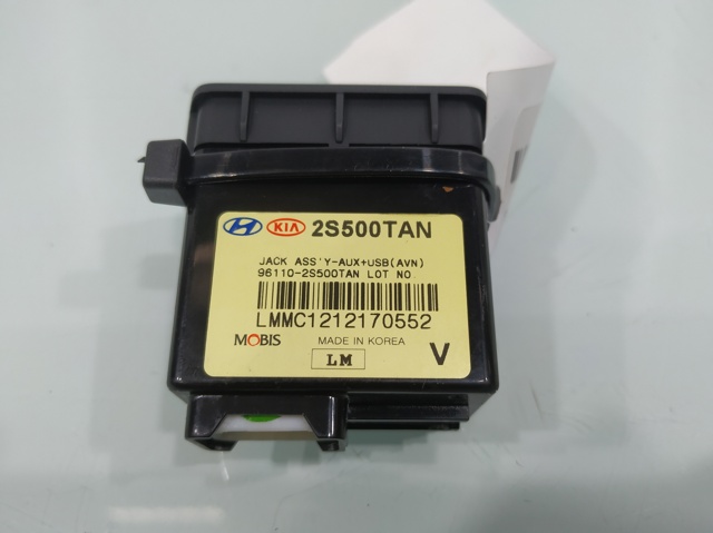 HYUNDAI 961102S500 в наличии Полтава