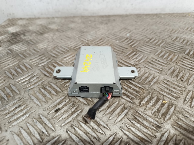 HYUNDAI 961201H500 USB-разветвитель в наличии Ужгород