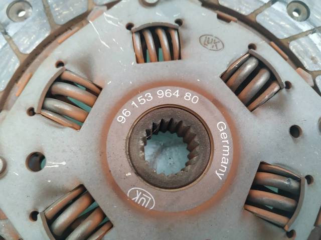 Disco de embraiagem Peugeot 205 1 741A, C