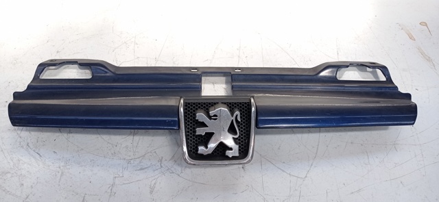 PEUGEOT 9616258477 Решетка радиатора в наличии Ирпень