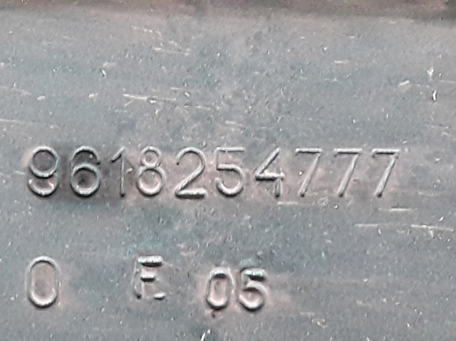 9618254777 PEUGEOT Решетка радиатора купить в Павлоград