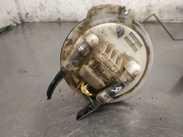 Sensor do nível de combustível no tanque Peugeot 406 8E, F