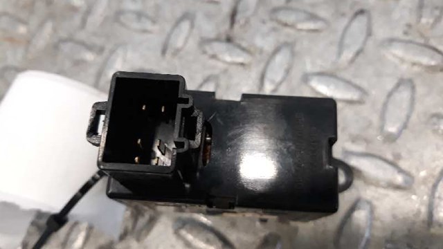 GM 96190777 Кнопка подъемника заднего стекла в наличии Хмельницкий