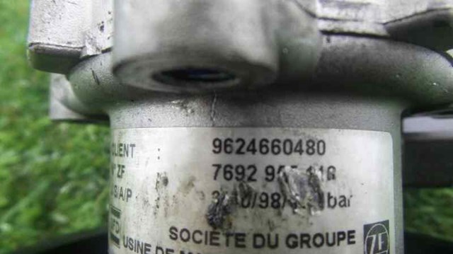 Bomba de direção para Peugeot 406 2.0 HDI 90 rhy 9624660480