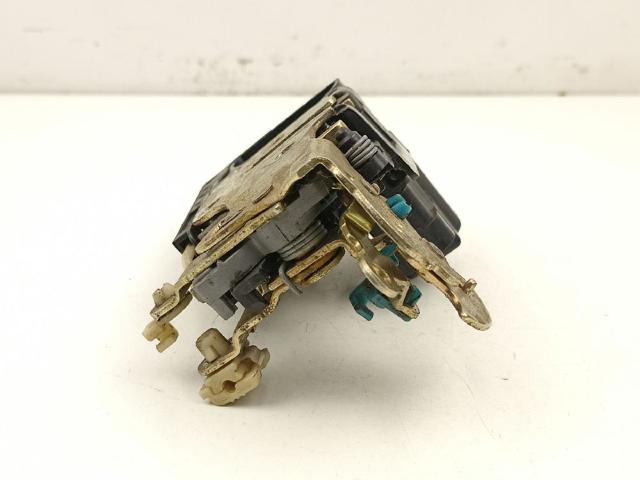 Fecho da porta dianteira esquerda Chevrolet Aveo 1 T200