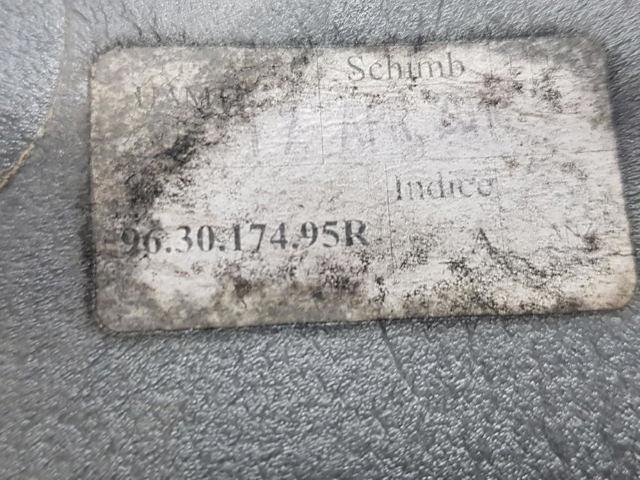 RENAULT 963017495R Правое зеркало в наличии Ровно