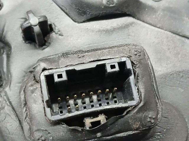 963020140R RENAULT Левое боковое зеркало купить в Днепр