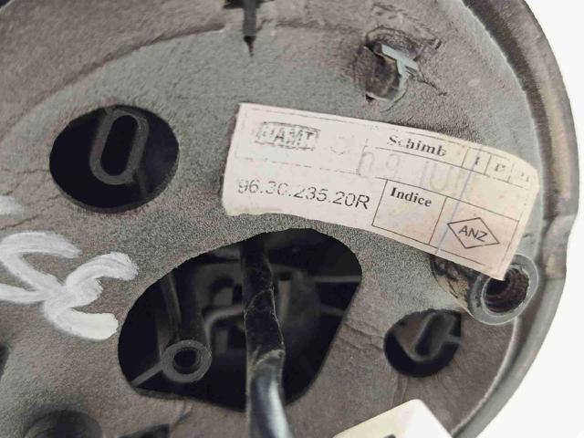 RENAULT 963023520R Левое боковое зеркало в наличии Ирпень