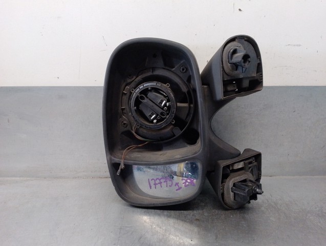 963028030R RENAULT Правое зеркало купить в Полтава