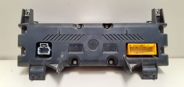 Unidade de controlo dos modos de aquecimento/condicionamento Peugeot 406 8B