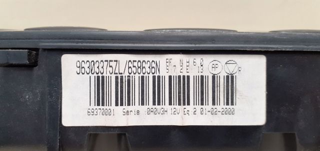 Unidade de controlo dos modos de aquecimento/condicionamento Peugeot 406 8B