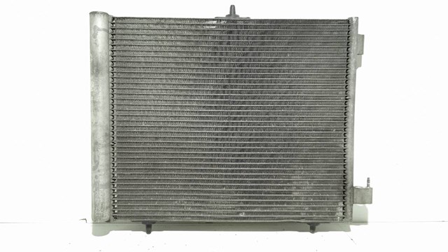 Condensador de ar condicionado / radiador para Peugeot 207 1.4 HDI 8Hz 9635759480