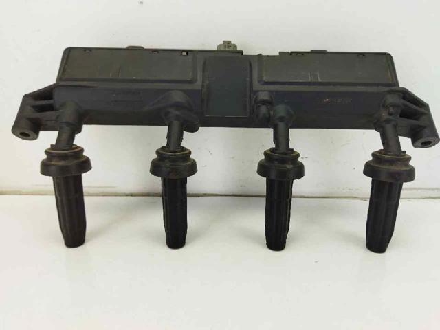 Bobina de ignição 9635864880 PEUGEOT