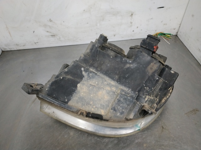 PEUGEOT 9637082480 Правая фара в наличии Одесса