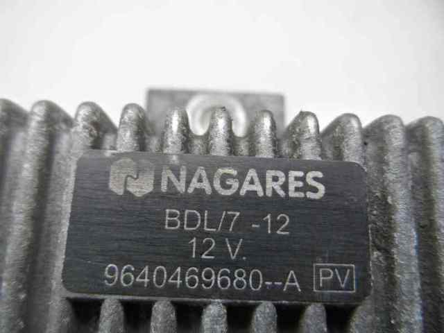 Relê das velas de incandescência 9640469680A RENAULT