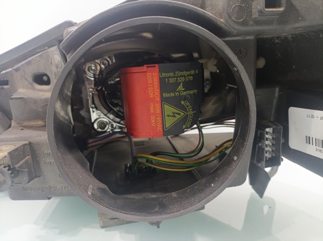9641944180 PEUGEOT Правая фара купить в Хмельницкий