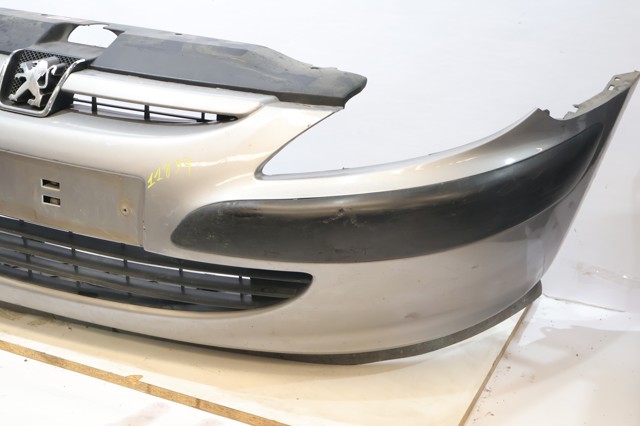 PEUGEOT 9643067477 Передний бампер в наличии Ирпень