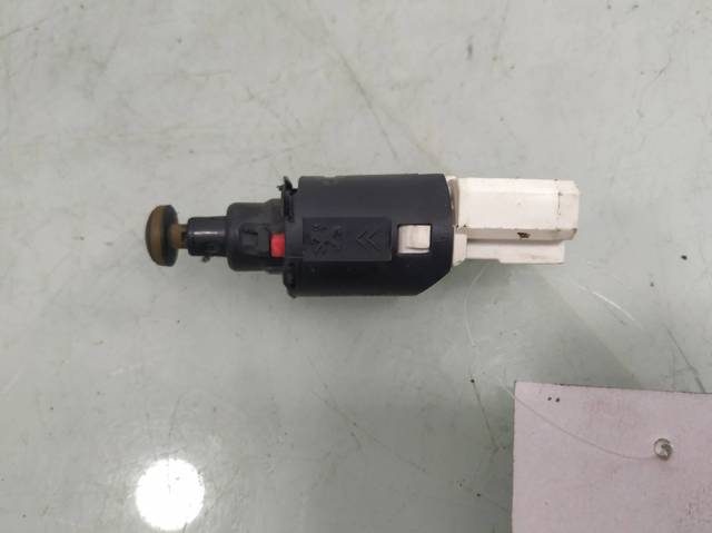 PEUGEOT 9643478880 Датчик стоп сигнала в наличии Днепр