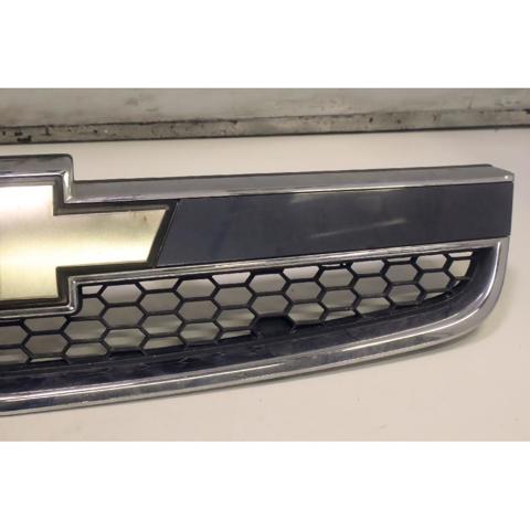 Grelha do radiador Chevrolet Captiva 1 C100