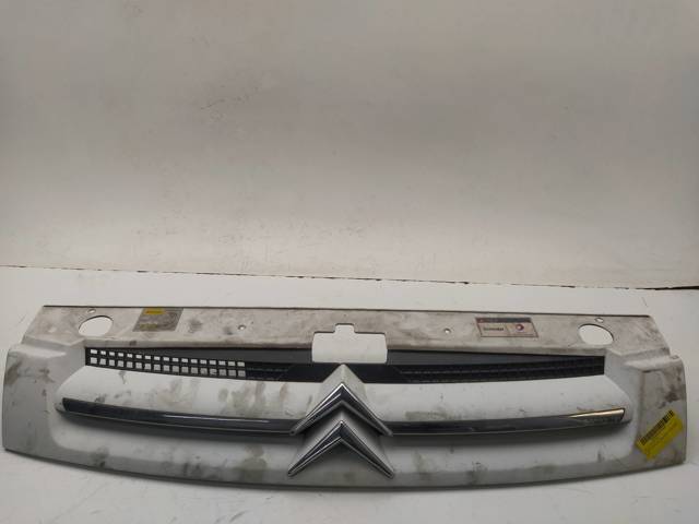 9644757977 PEUGEOT Решетка радиатора купить в Полтава