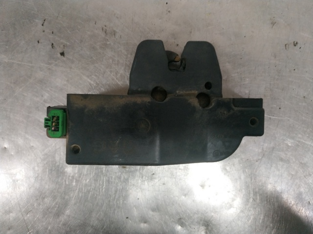 Fecho de tampa de porta-malas (de 3ª/5ª porta traseira) 9646091580 PEUGEOT