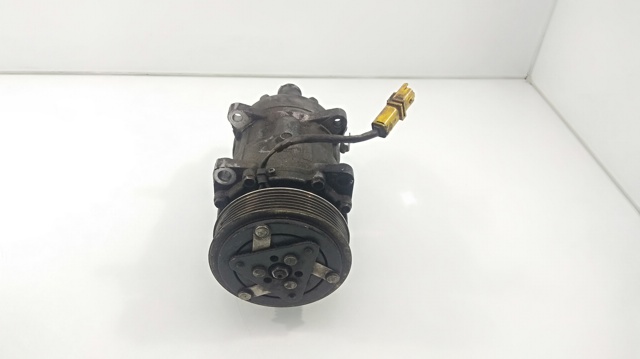 Compressor de ar condicionado para Peugeot 206 fastback 2.0 HDI 90 RHY 9646416780
