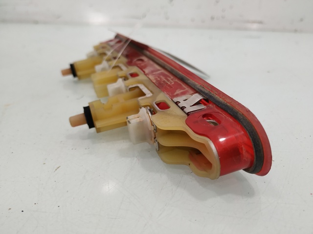 Sinal de parada traseiro adicional Peugeot 207 WA, WC