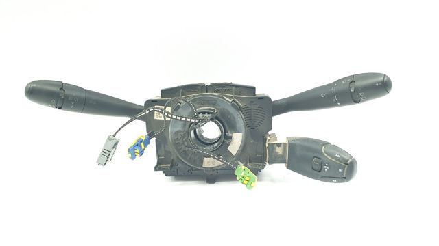 Comutador instalado na coluna da direção, montado 96509727XT PEUGEOT